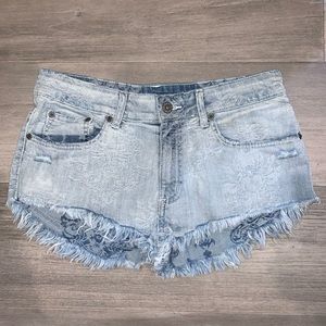 CARMAR blue pattern denim shorts